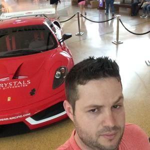 Meet your Posher, Aris